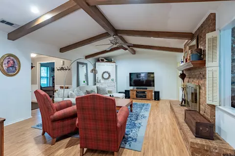 1015 Bel Air, Athens, TX 75751