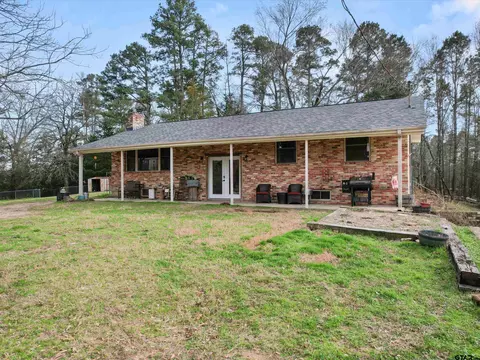 5602 Fm 1404, Gilmer, TX 75645
