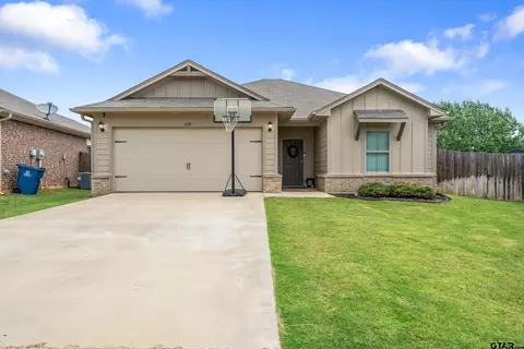 109 Summit Cv, Jacksonville, TX 75766