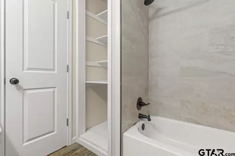 Bath - 11562 19th Ave, Tyler, TX 75709 photo 3 of 3