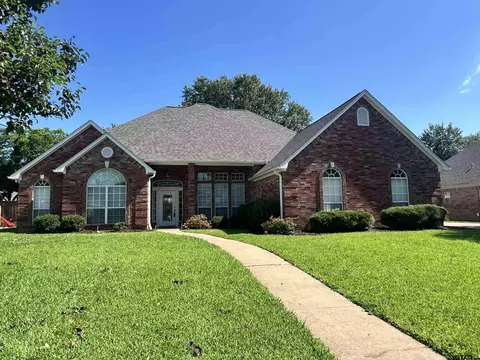 1305 Riverbend, Tyler, TX 75703