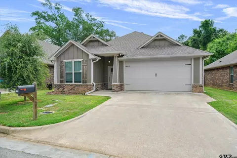 2939 Meadow Brook Trl, Tyler, TX 75701