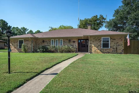 113 Granada Sq, Canton, TX 75103