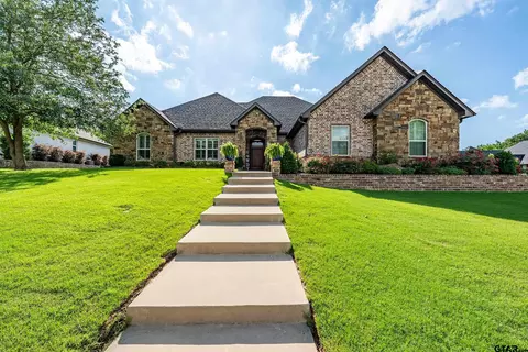 2513 Barton Crk, Tyler, TX 75703