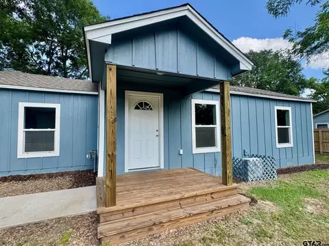 403 S Post Oak, Winnsboro, TX 75494