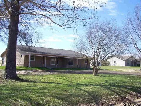 15135 Cr 1103 #B, Flint, TX 75762