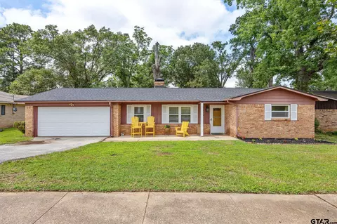 2924 Williamsburg, Tyler, TX 75701