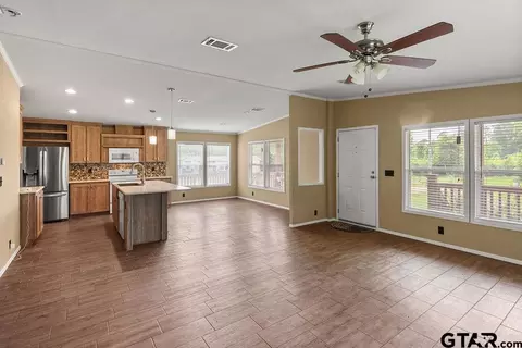 115 Oak Bnd, Marshall, TX 75672 photo 8