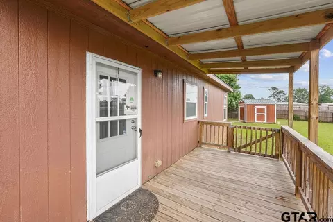 115 Oak Bnd, Marshall, TX 75672 photo 2