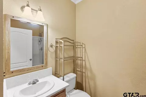 115 Oak Bnd, Marshall, TX 75672 photo 19