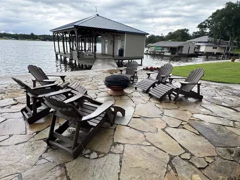 15728 Lakeside Dr, Bullard, TX 75757