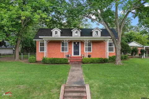 1204 Collins, Henderson, TX 75654