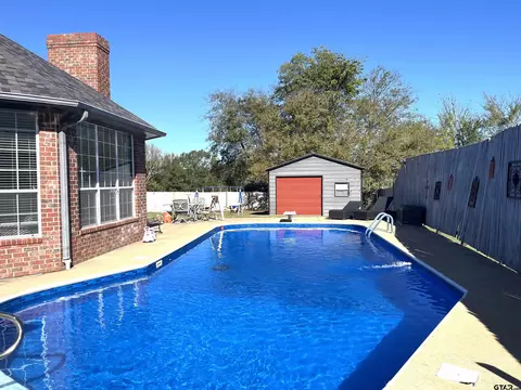 9112 Deerfield Dr, Tyler, TX 75703