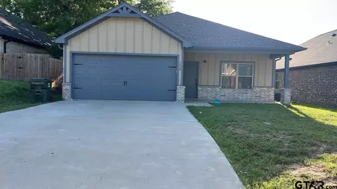 1608 N Englewood Ave, Tyler, TX 75702
