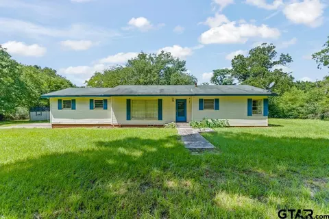 721 Main St, Gladewater, TX 75647