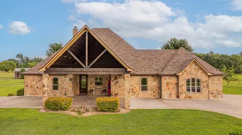 4555 Fm 1402, Mount Pleasant, TX 75455