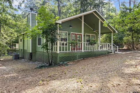 149 Primrose Path, Holly Lake Ranch, TX 75765