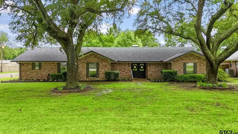 201 Karla Dr, Whitehouse, TX 75791