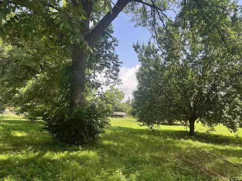 1314 Bailey Dr, Tyler, TX 75702
