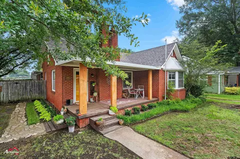 601 Hunter St, Kilgore, TX 75662