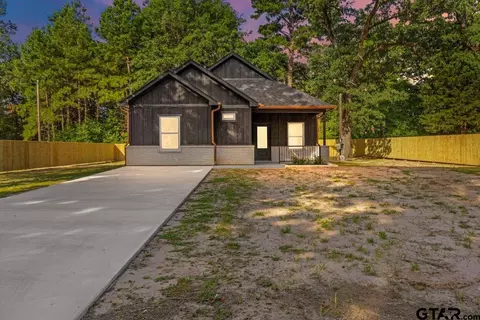 175 County Road 4114, Jacksonville, TX 75766