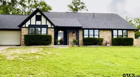 101 Branch St, Pittsburg, TX 75686