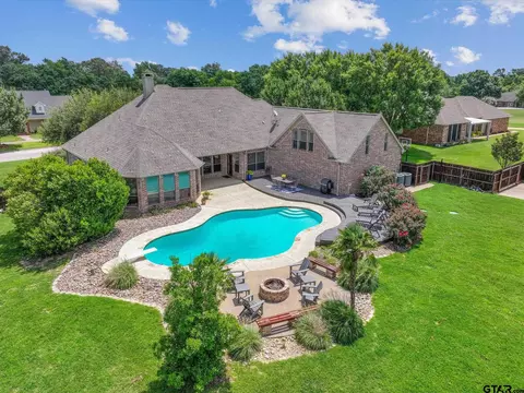 225 Chester Dr, Canton, TX 75103