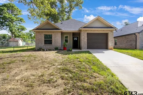 2609 Tulsa St, Tyler, TX 75702