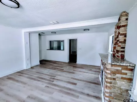 Living - 211 Watkins, Longview, TX 75604 photo 3 of 3