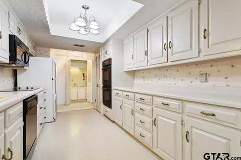 Kitchen - Undisclosed, Hideaway, TX 75771 photo 5 of 5