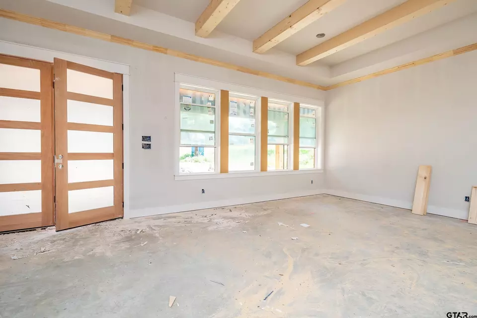 Living - 5055 County Road 3802, Bullard, TX 75757 photo 2 of 2