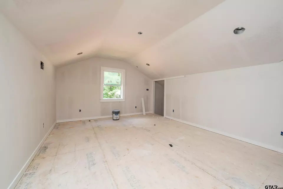 Bedroom - 5055 County Road 3802, Bullard, TX 75757 photo 7 of 7