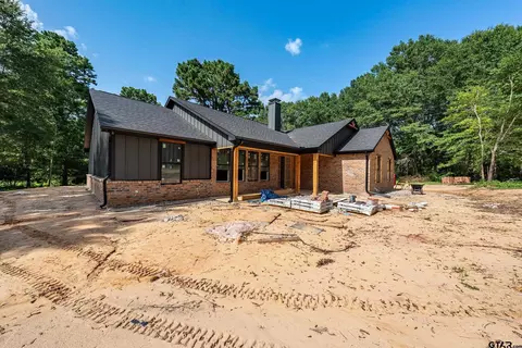 Exterior - 5055 County Road 3802, Bullard, TX 75757 photo 1 of 4