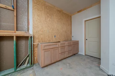Entry Way - 5055 County Road 3802, Bullard, TX 75757 photo 1 of 1