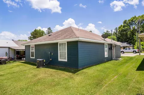 Exterior - 1107 E 8th, Mount Pleasant, TX 75455 photo 3 of 3