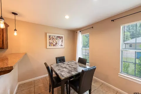 Dining - 1107 E 8th, Mount Pleasant, TX 75455 photo 1 of 1