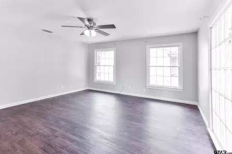 620 Dulse, Tyler, TX 75701 photo 4