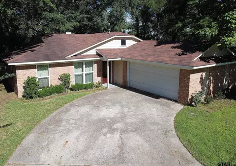 16530 Echo Glen Dr, Tyler, TX 75703