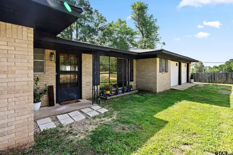2585 N Fm 250, Hughes Springs, TX 75656