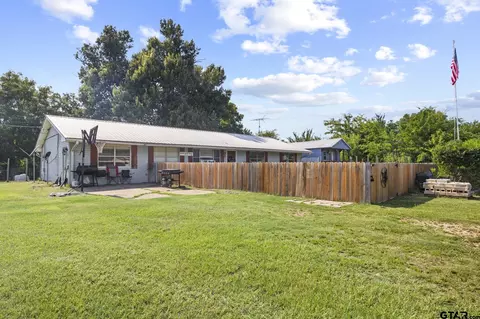 2084 Fm 21, Pittsburg, TX 75686 photo 4