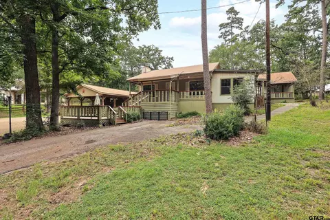 194 Oak Shadows Cv, Holly Lake Ranch, TX 75765