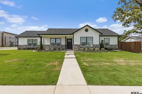 828 Bell St, Sulphur Springs, TX 75482