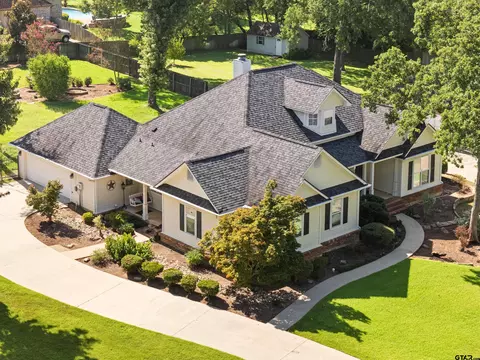 5201 Whitaker Cir, Longview, TX 75605