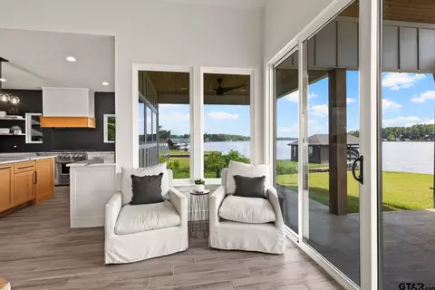 331 W Eagle Pt, Mount Vernon, TX 75457 photo 7