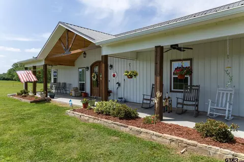5600 Fm 2149, Maud, TX 75567