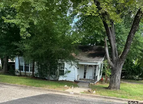 402 Wigley, Mineola, TX 75773