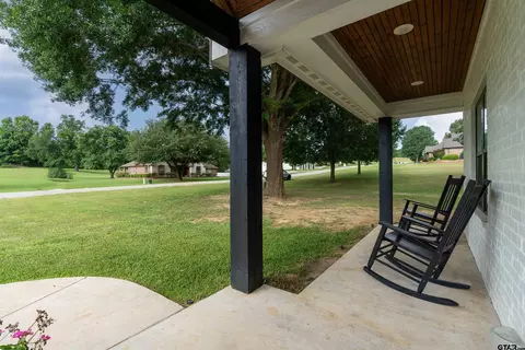 Exterior - 110 E Post Oak, Frankston, TX 75763 photo 6 of 12