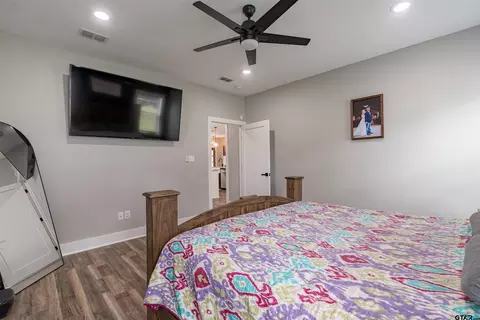 Bedroom - 110 E Post Oak, Frankston, TX 75763 photo 7 of 7