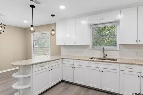 Kitchen - 415 Maple Dr, Terrell, TX 75160 photo 3 of 3