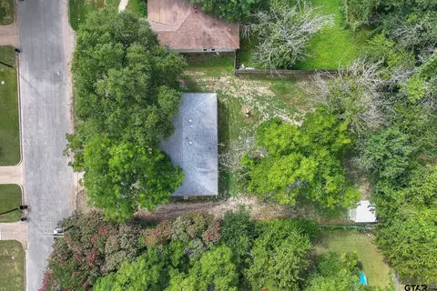 View/Area - 415 Maple Dr, Terrell, TX 75160 photo 1 of 5